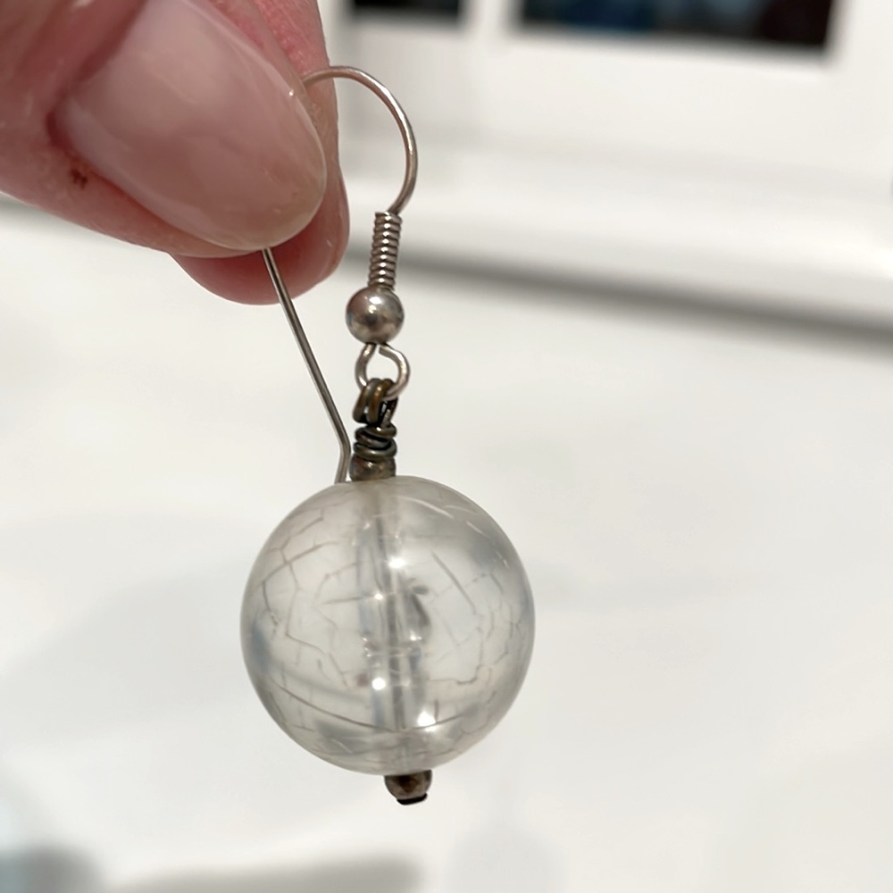 Clear acrylic ball shaped earrings. Vintage early 90s. - Picture 4 of 4